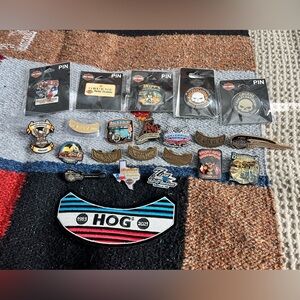 21 Harley Davidson pins collection with patch (some new)